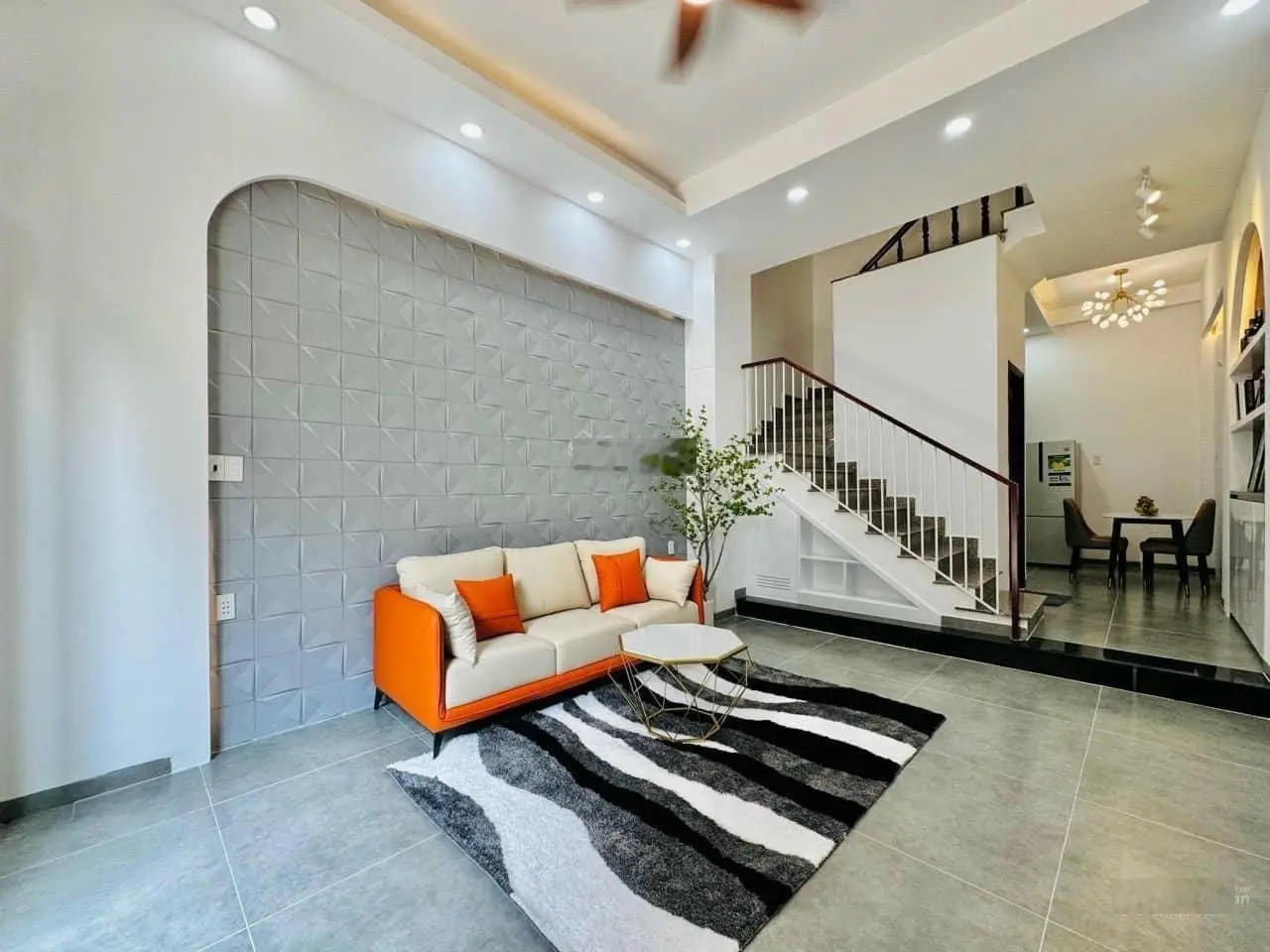 Chủ Giảm Sâu Bán Gấp Nhà Lê Văn Miến,P.Thảo Điền,Quận 2,Giá:4,45Tỷ/66m2(5x13,2m) 1Trệt 2Lầu Sổ Sẵn