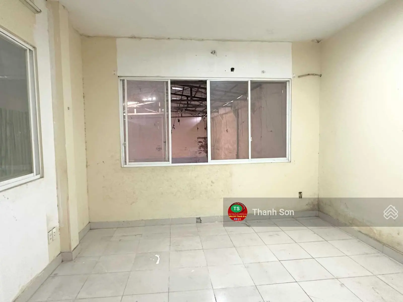 Bán Kho - xưởng DT 400m2, SHR đường XTT 27