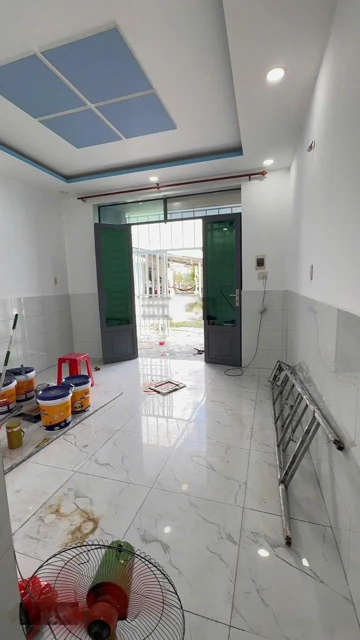 Chính chủ cần bán gấp căn nhà 1trệt 1lầu. Giá 560tr