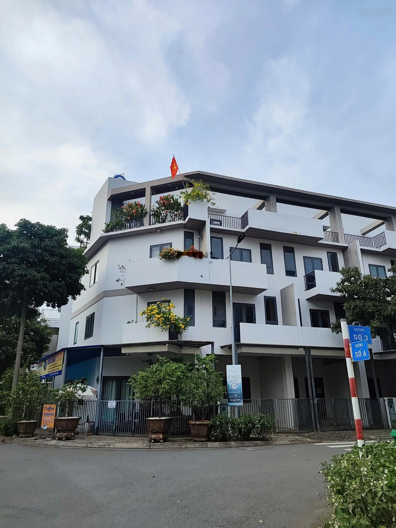 Nhà phố The Pearl Riverside (6x21) đã có sổ hồng, thanh toán 30% nhận nhà. Chiết khấu lên đến 9%