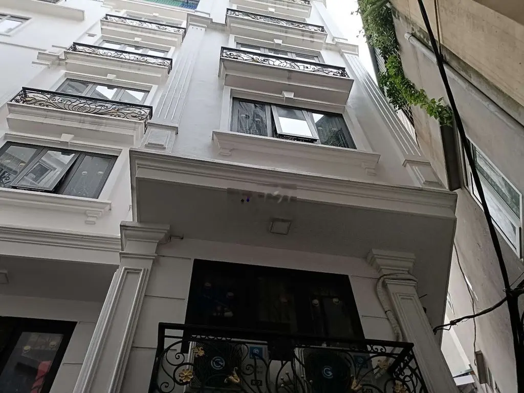 Bán nhà Đồng Cổ diện tích 50m , 7tầng thang máy full nội thất