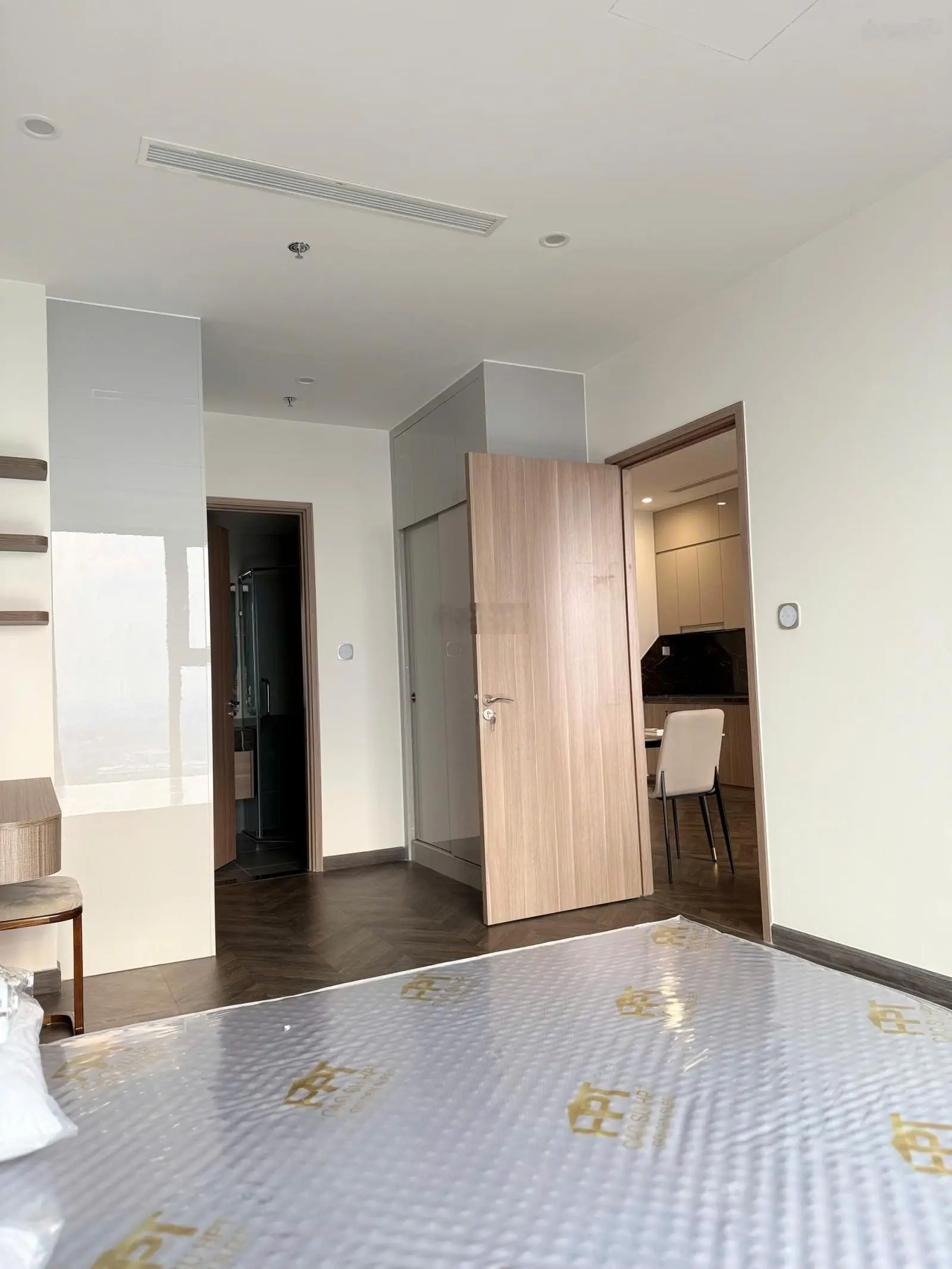 Bán CC đẹp xuất sắc tại Vinhomes Sky Park Bắc Giang, giá thỏa thuận, diện tích 52m2