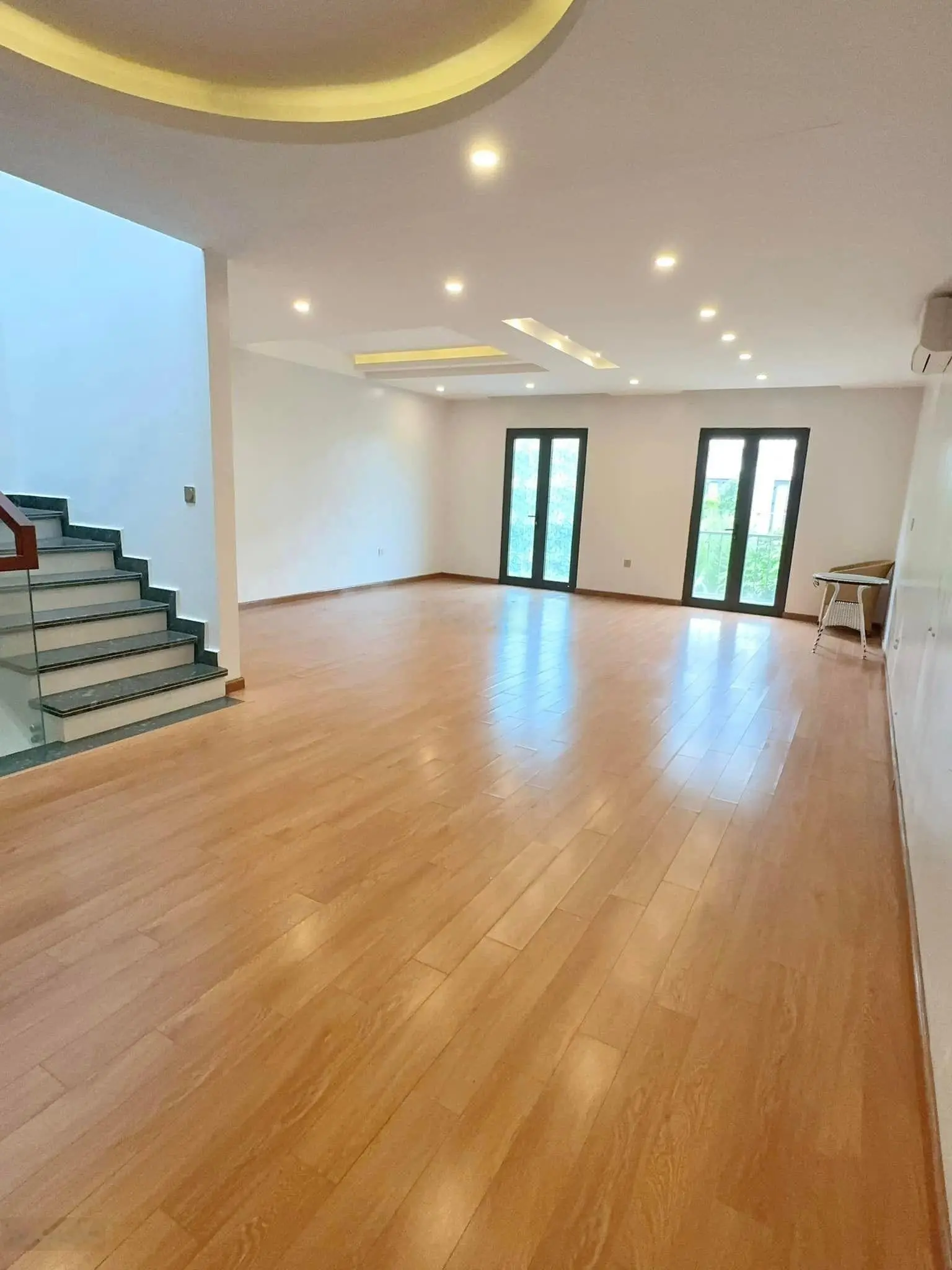 Chủ nhà cần tiền gấp