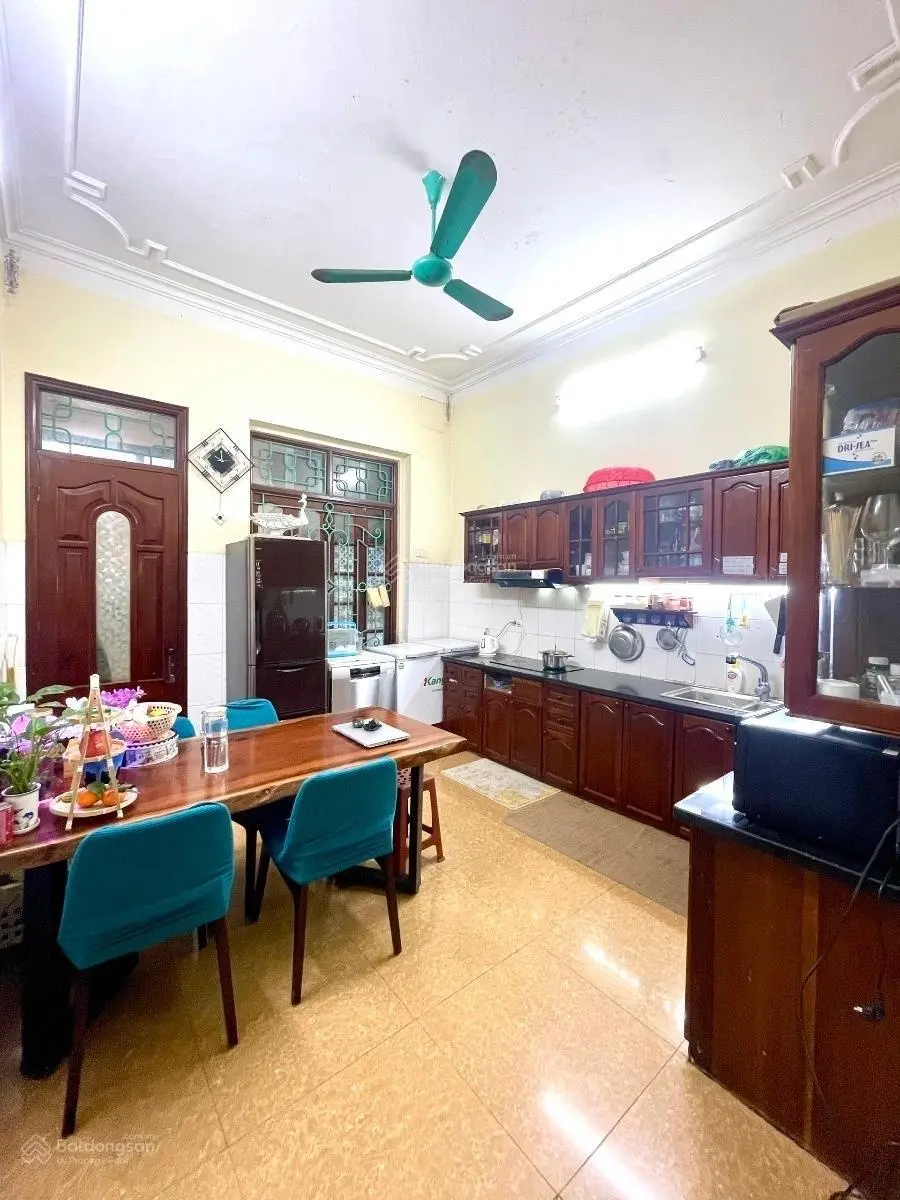 Bán nhà mặt phố Yết Kêu, hà Đông, kinh doanh, vỉa hè, diện tích 85m2, mt 4.3m, giá 17.5 tỷ