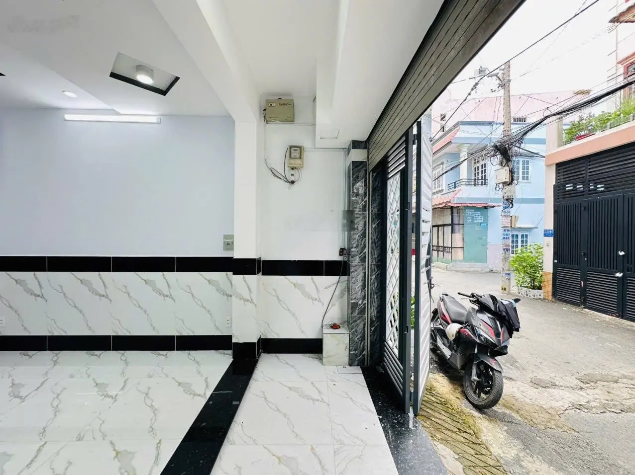 Bán nhà 2 Lầu 4Mx16M Hẻm Thông Xe Hơi Tránh Nhau Đường Nguyễn Thị Búp Gần Bệnh Viện Quận 12