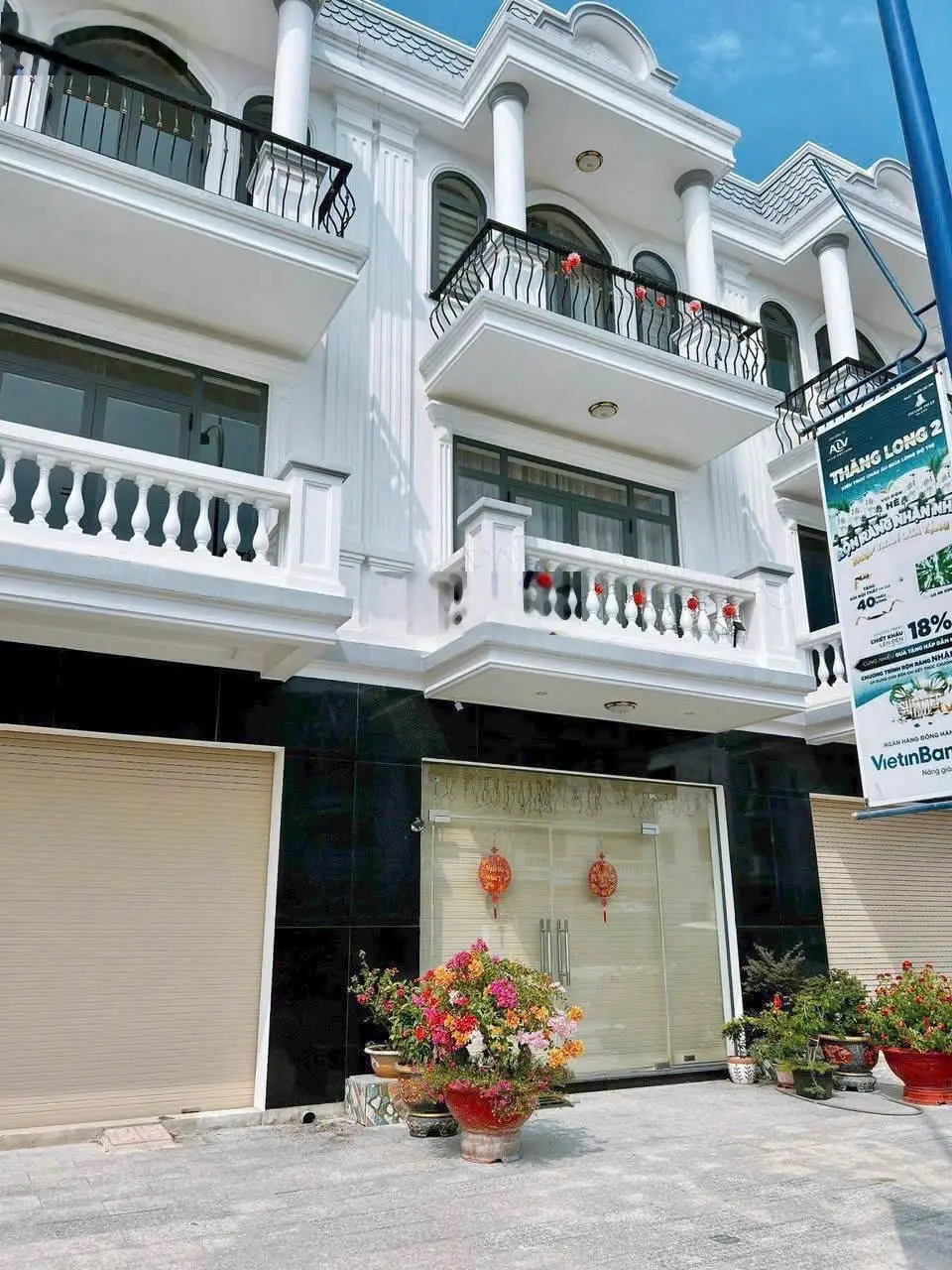 Chủ Gửi bán CẮT LỖ Căn nhà 1 TRỆT 2 LẦU Ngay gần TT Hành CHính Bàu Bàng - CHợ ; KCN