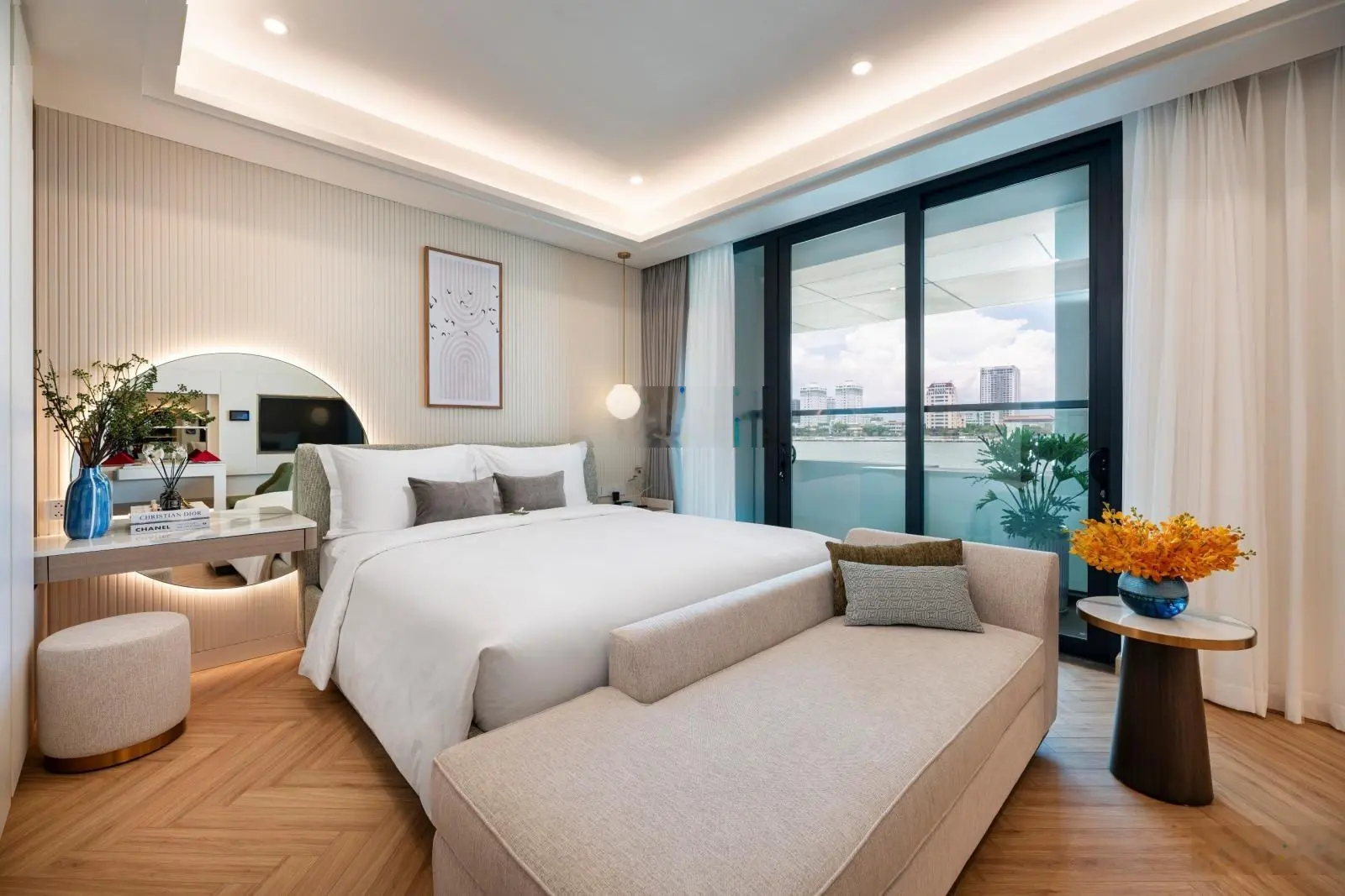 Chủ đi nước ngoài định cư cần nhượng lại căn hộ mới, đẹp sát sông Đà Nẵng. View sông Hàn, thành phố