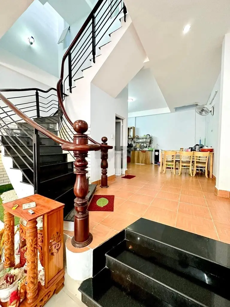 Gấp bán! Nhà đẹp đón tết Nguyễn Văn Đậu Bình Thạnh 88m2 chỉ 5,89tỷ