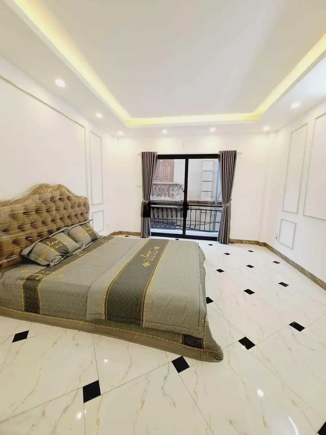 Bán nhà Đường Lương Khánh Thiện 43m2 5 Tầng 4,2M Mặt Tiền Ô Tô Qua Nhà 40M Ra Phố Vip Q. Hoàng Mai