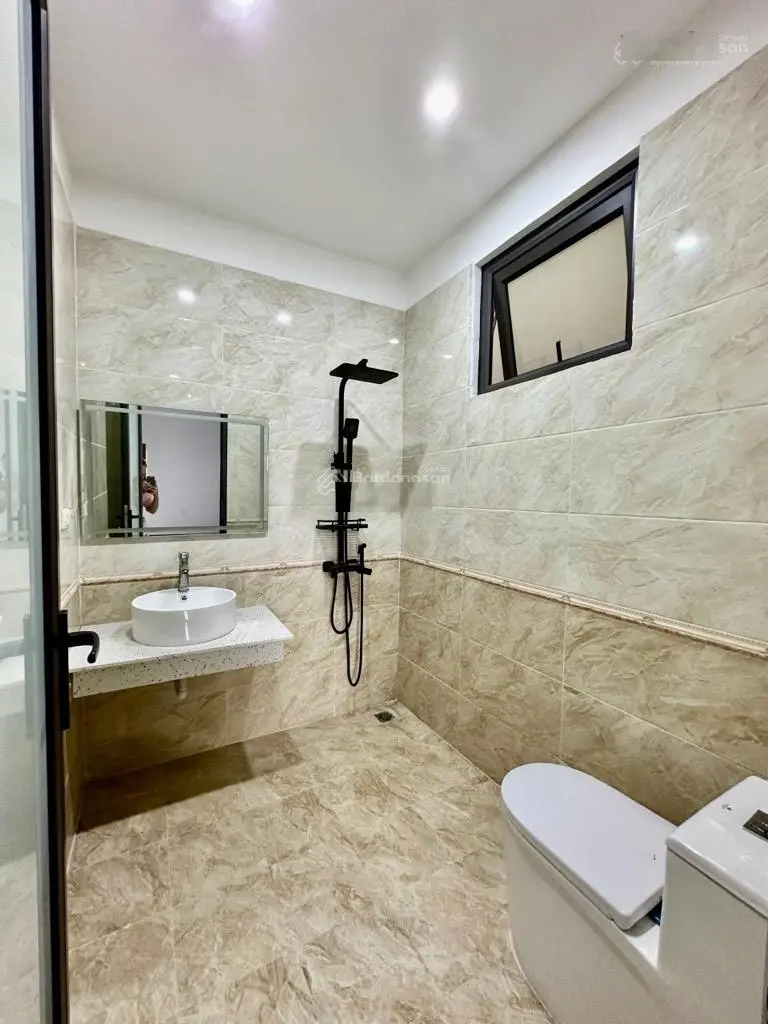 Bán nhà Biệt thự 5 tầng mặt phố phúc lợi 90m , mt 6m , phân lô vỉa hè rộng 5m , kinh doanh .