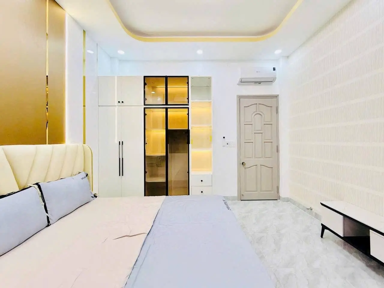 Bán nhà quận 1 giá cực tốt ngay nguyễn cảnh chân,cầu kho,quận 1-giá:4tỷ680/70m2(5x14) 4pn
