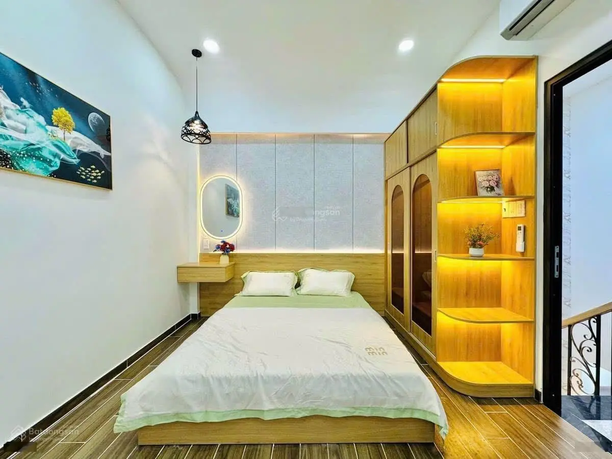 Hiếm! Bán nhanh căn nhà - Trần Quốc Thảo chỉ 3tỷ890/48m2. Cho thuê 15 tr/tháng, sổ riêng
