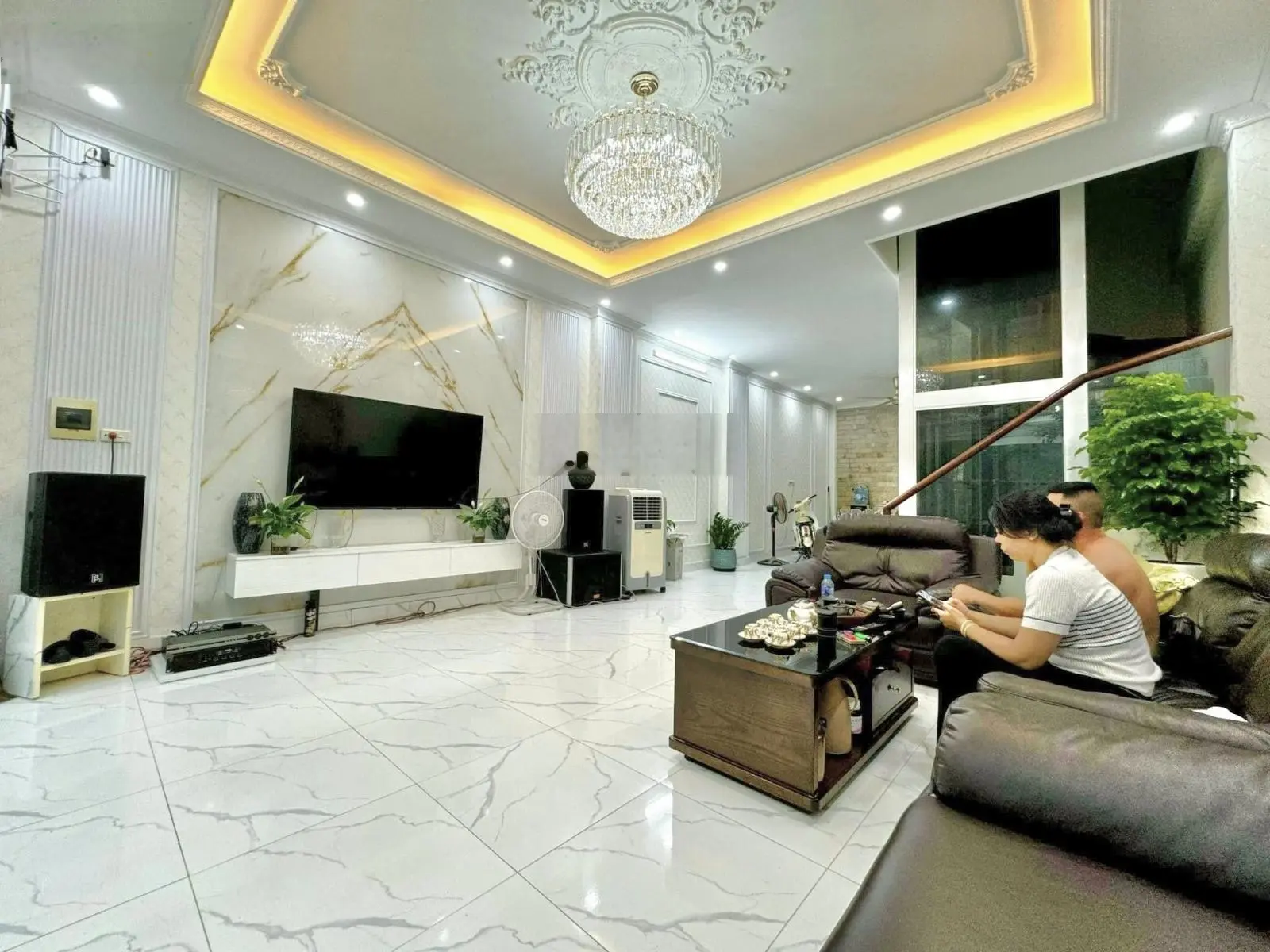 Bán nhà Phố Cự Lộc Ô Tô Đỗ Cửa 45M2 6 Tầng Thang Máy Nhà Đẹp Dân Xây Trung Tâm Thanh Xuân