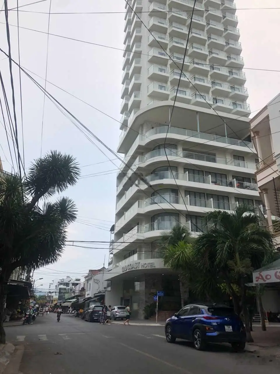 Nhà 3 tầng MT Trần Nguyên Hãn, Ngay chợ Xóm Mới. Cách biển 200m, Cần bán nhanh