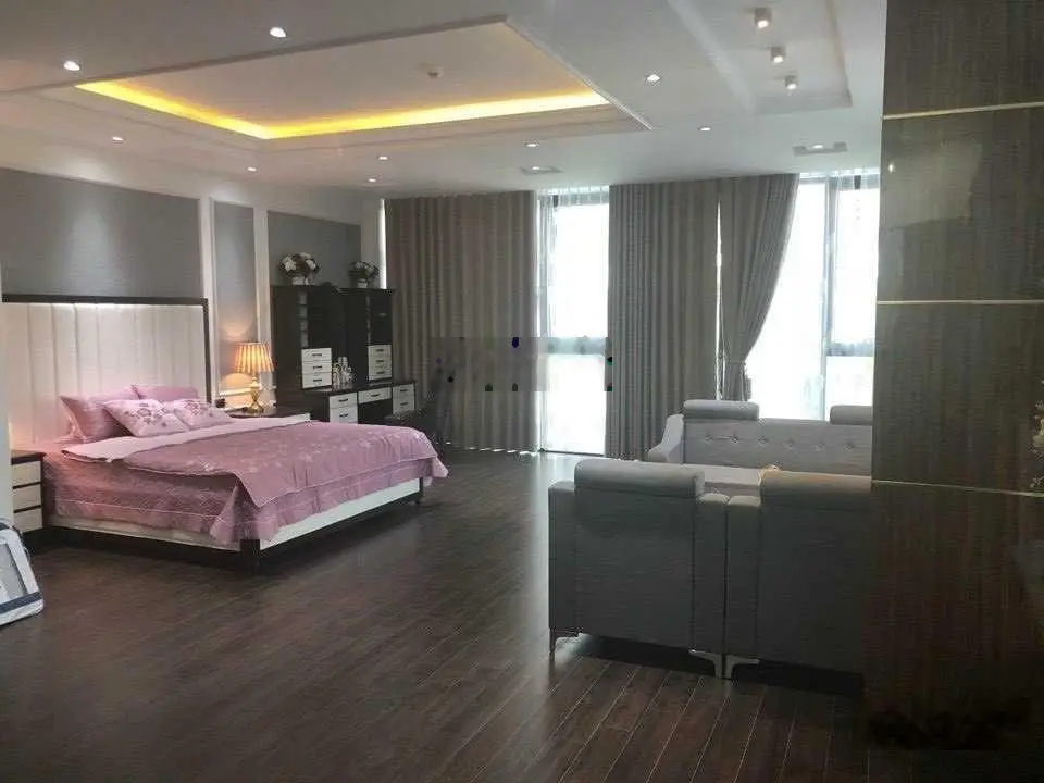 Bán biệt thự mặt hồ Viglacera Xuân Phương, 200m2, mặt tiền 12m, gồm 3 tầng 1 tum căn víp 0989 031 ***