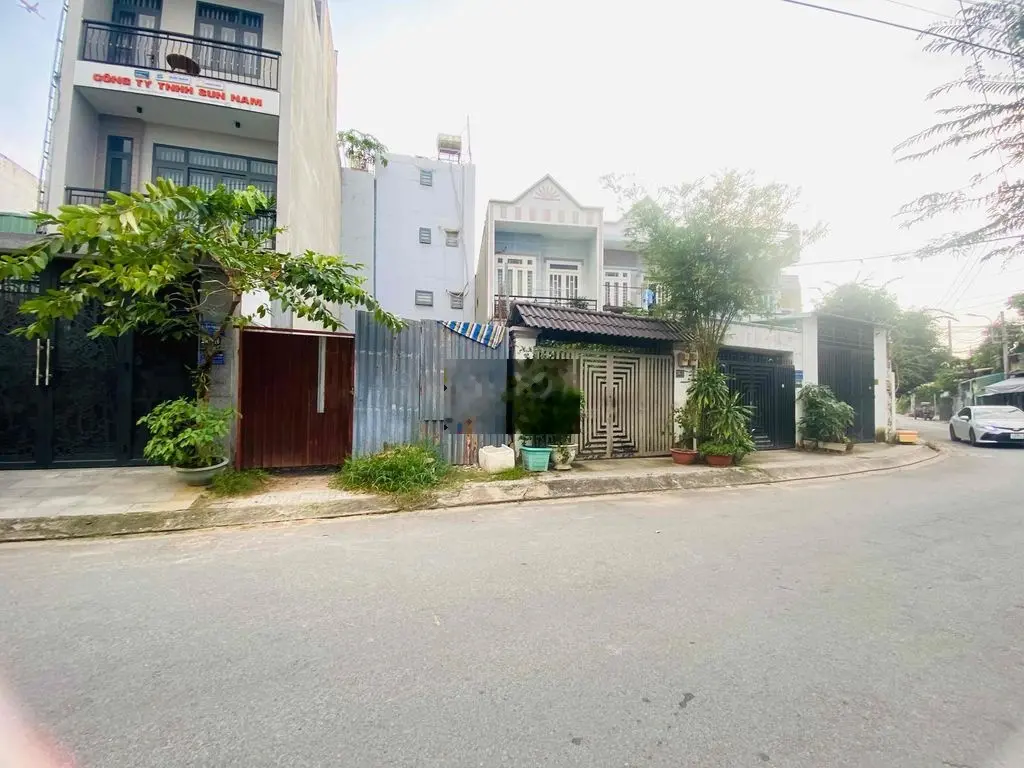 đất hẻm thông kinh doanh hoặc xây văn phòng. hẻm rộng 10m tam phú