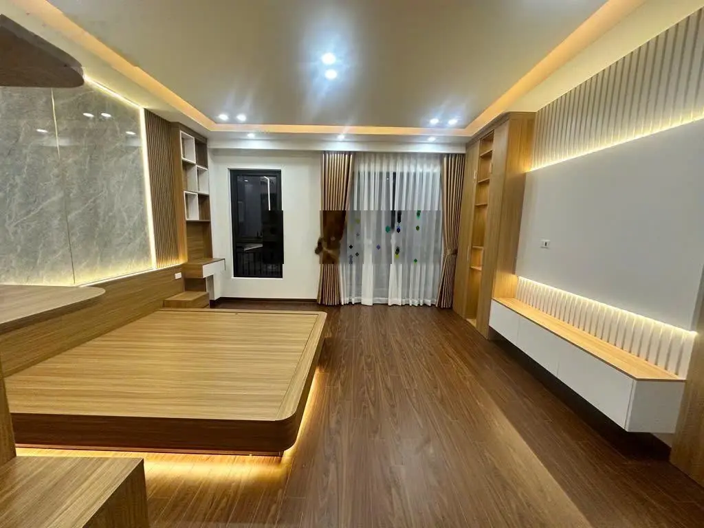 Bán nhà phố đàm quang trung - 6 tầng thang máy - gara ô tô - full nội thất cao cấp