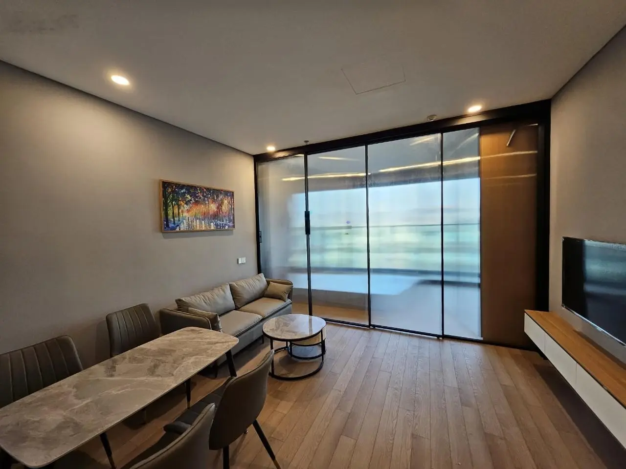 Bán căn 45m2 full đồ - 3.6 tỷ bao thuế phí sang tên. Rẻ nhất tòa