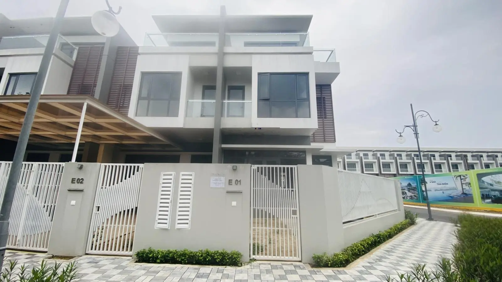 Bán biệt thự Phố Đông Village - Sol Villas giỏ hàng giá tốt nhất T12 từ chủ đầu tư - 0908137878
