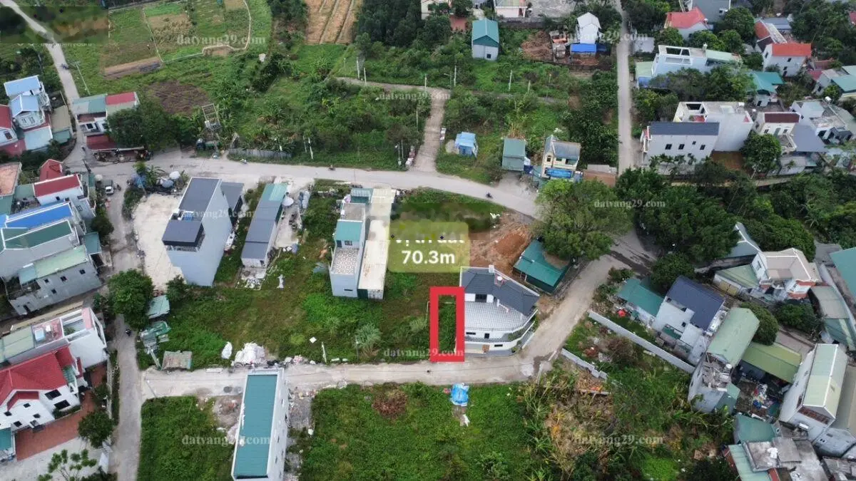 Cc gửi bán 70.3m2, giá nhỉnh 2.x tỷ, đất đấu giá tại Đông Sơn, Chương Mỹ, Hà Nội.