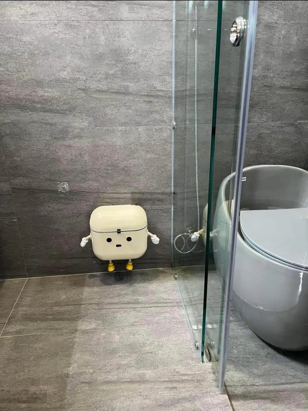 Bán nhà riêng 1 trệt 1 lầu 75m2 nằm trên đường Trịnh Quang Nghị, Bình chánh