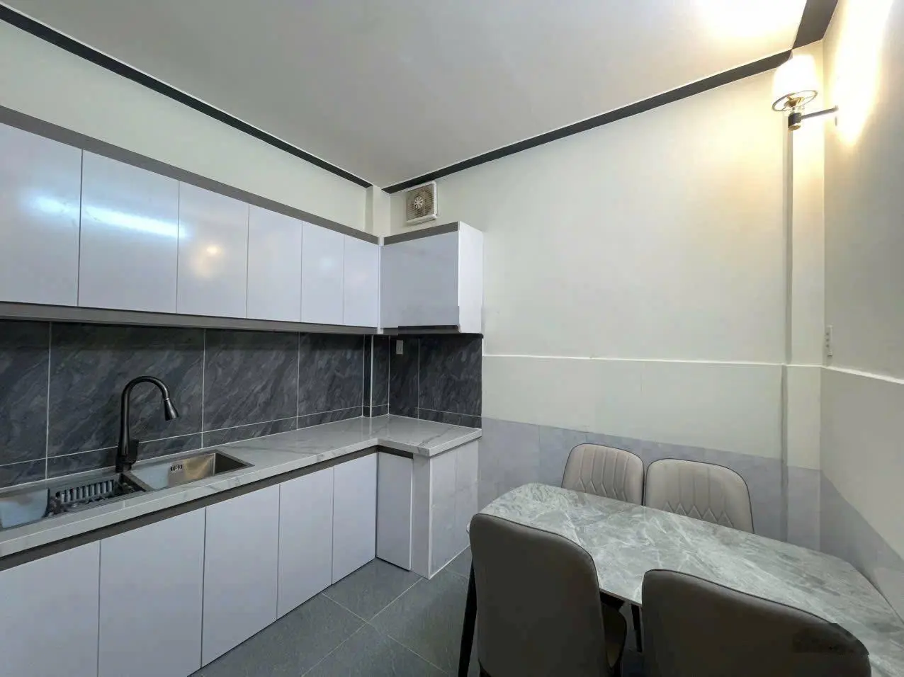 Bán gấp nhà kế bên chợ Bà Chiểu tại Lê Quang Định, Phường 14, Bình Thạnh| Giá 1,420 tỷ| DT 33m2