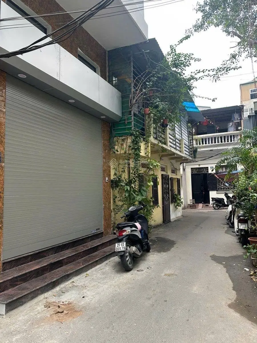 Bán nhà phân lô phố Tây Sơn , ô tô đỗ cửa , ba thoáng vĩnh viễn , 5 tầng ,3 ngủ , giá 7 tỷ