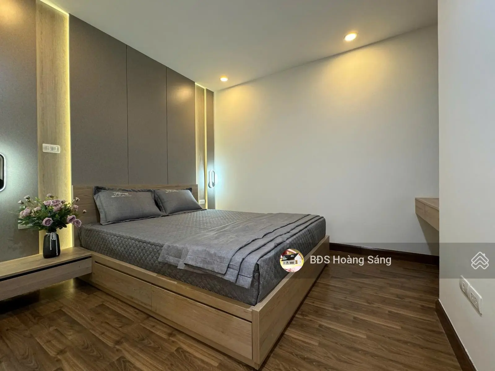 Chính chủ bán căn 3 ngủ 122m2 Thống Nhất Complex, Ban công ĐN, sổ đỏ, 8.850 tỷ, LH 0936 218 ***