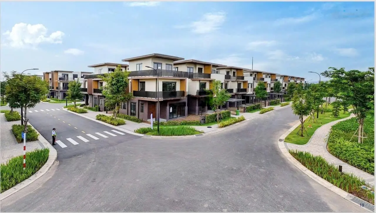 Nhà phố vườn Izumi City giỏ hàng chủ đầu tư, thanh toán tiến độ, ưu đãi CK 1.6tỷ, vay LS 0%/24th