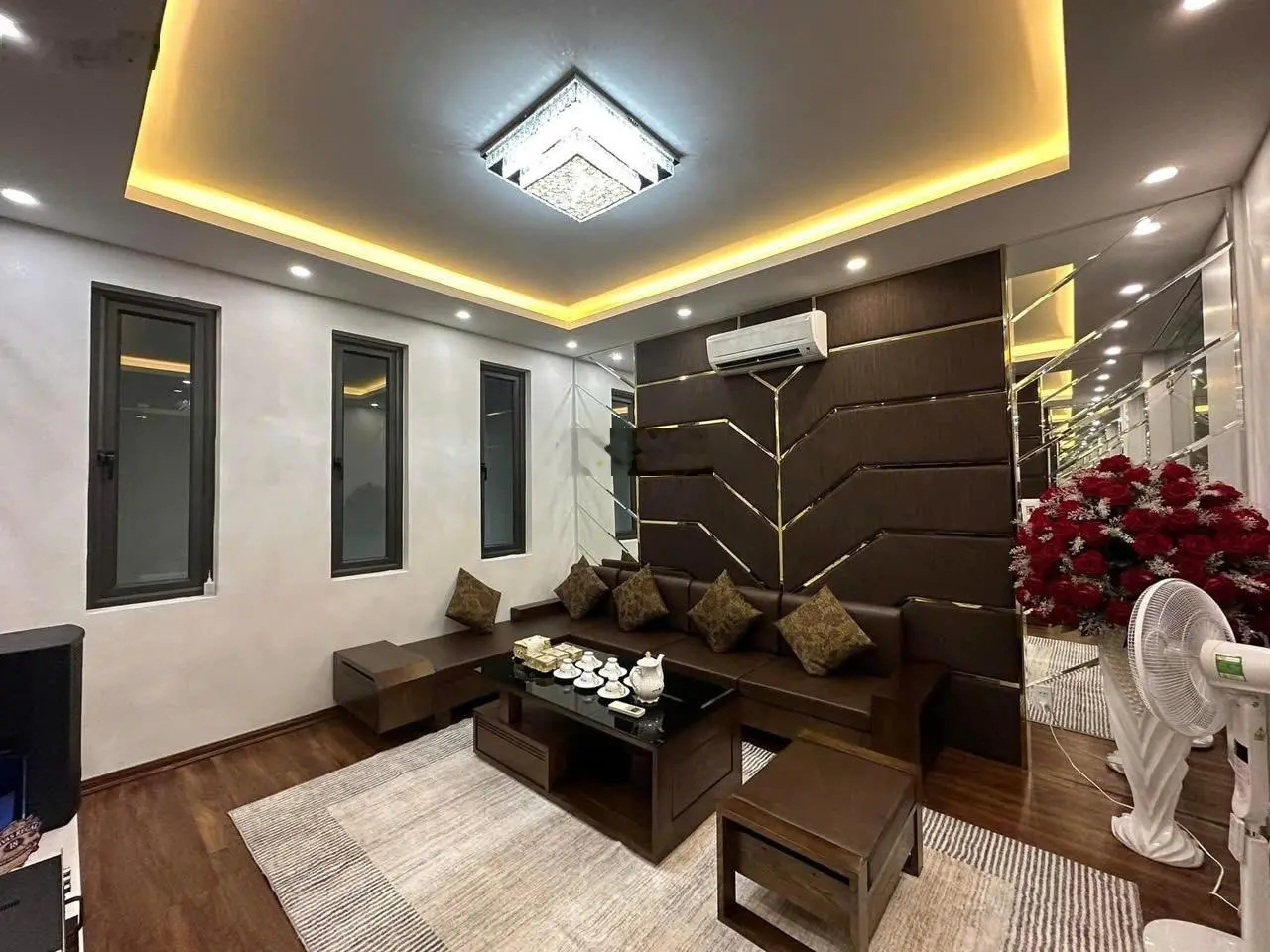 Nhà Mặt đường Thiên Lôi, Aeon Mall. nhà 4 tầng xây mới chỉ việc về ở luôn