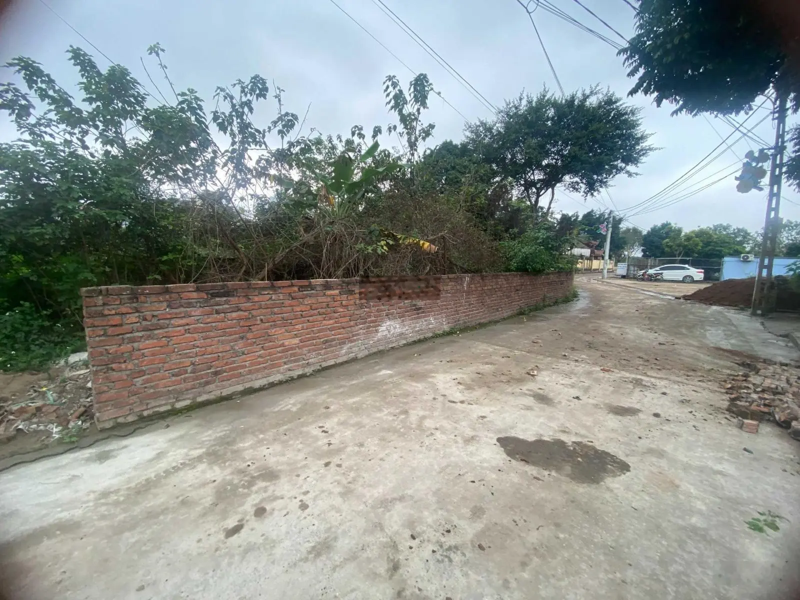 Bán đất thôn Thái Bình, xã Mai Lâm. DT 50m2, mặt tiền 4m. Giá chỉ nhỉnh 2 tỷ