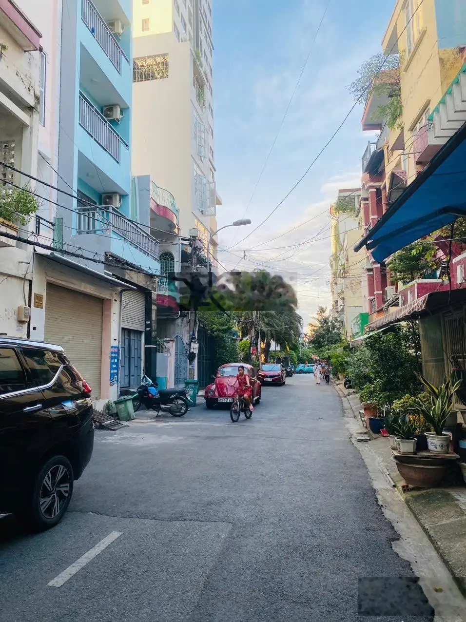 Hiếm, bán gấp nhà HXT 8m sát MT đường D1 tiện kinh doanh, DT 37m2 chỉ 6,89 tỷ còn TL tốt