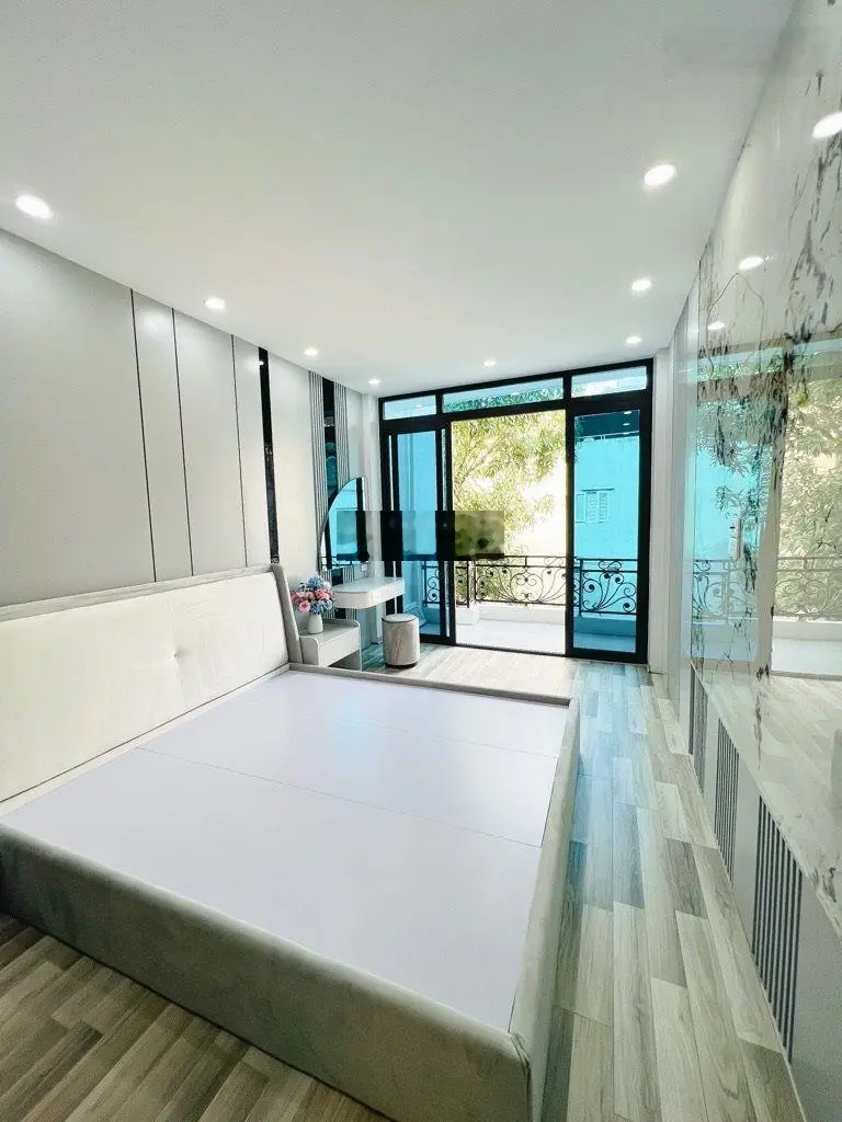 Nhà Minh Khai, 35 m2,5T, nội thất xịn, ngõ thông, thoáng trước sau, chỉ 6 tỷ