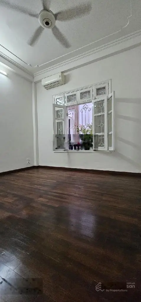 Bán nhà Cầu Giấy , 38m2 ,5 tầng , ngõ đẹp , gần ôtô , chủ giảm 300 triệu cần bán nhanh , 6,9 tỷ .