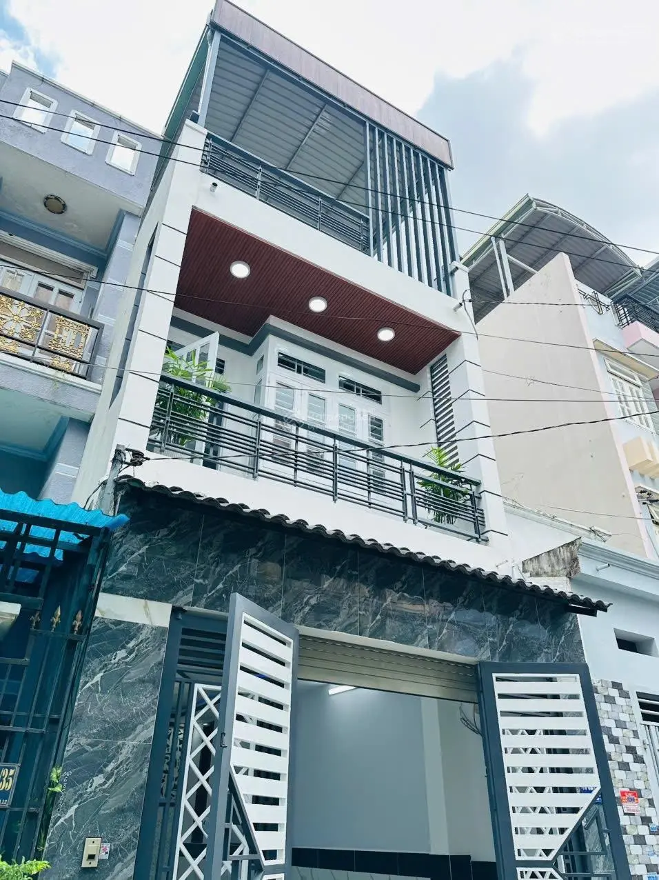 Bán nhà 2 Lầu 4Mx16M Hẻm Thông Xe Hơi Tránh Nhau Đường Nguyễn Thị Búp Gần Bệnh Viện Quận 12