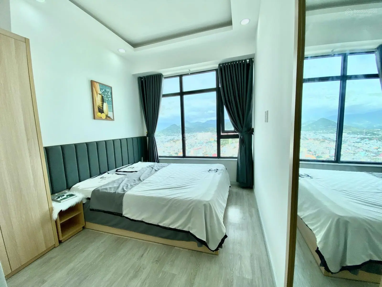 Rẻ hơn thị trường hẳn 100 tr - bán căn hộ 2 phòng ngủ view biển 3724 OC1A hàng siêu hiếm siêu hot