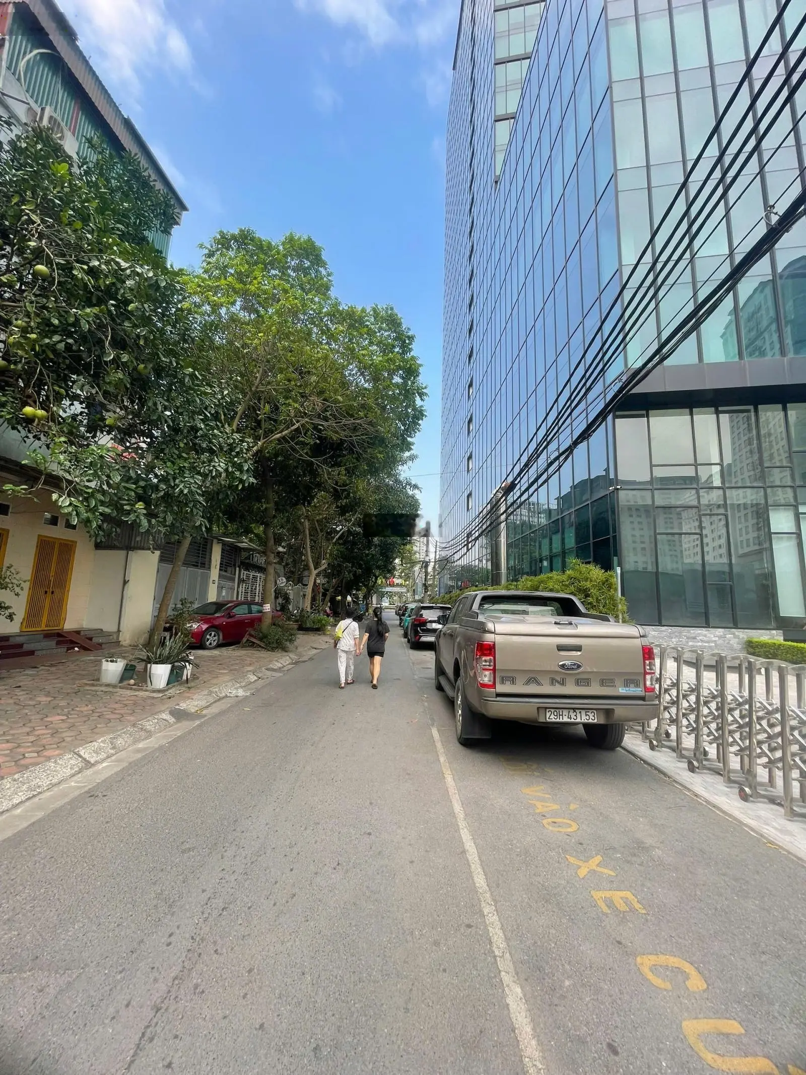 Phân Lô Tướng Công An, Hoàng Quốc Việt Phạm Văn Đồng, 62m2,MT 20m, 3 Thoáng, Vỉa hè 19 tỷ
