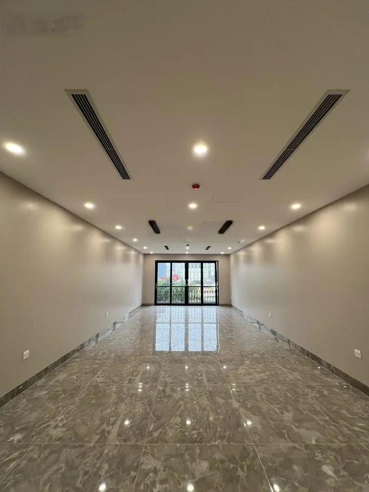 Bán toà nhà phố vip Trần Quý Cáp thông sàn 100m2 x9t, MT 5.5m, ở + kinh doanh, giá bán: 51.5 tỷ