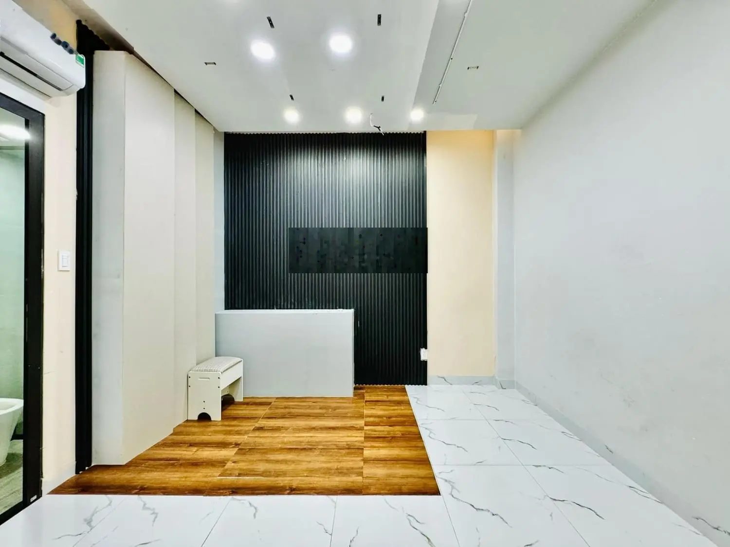 Kẹt tiền bán gấp nhà Trần Quang Diệu Q3. DT 71,76m2/4tỷ280 gần chợ Nguyễn Văn Trỗi cho thuê 36 tr
