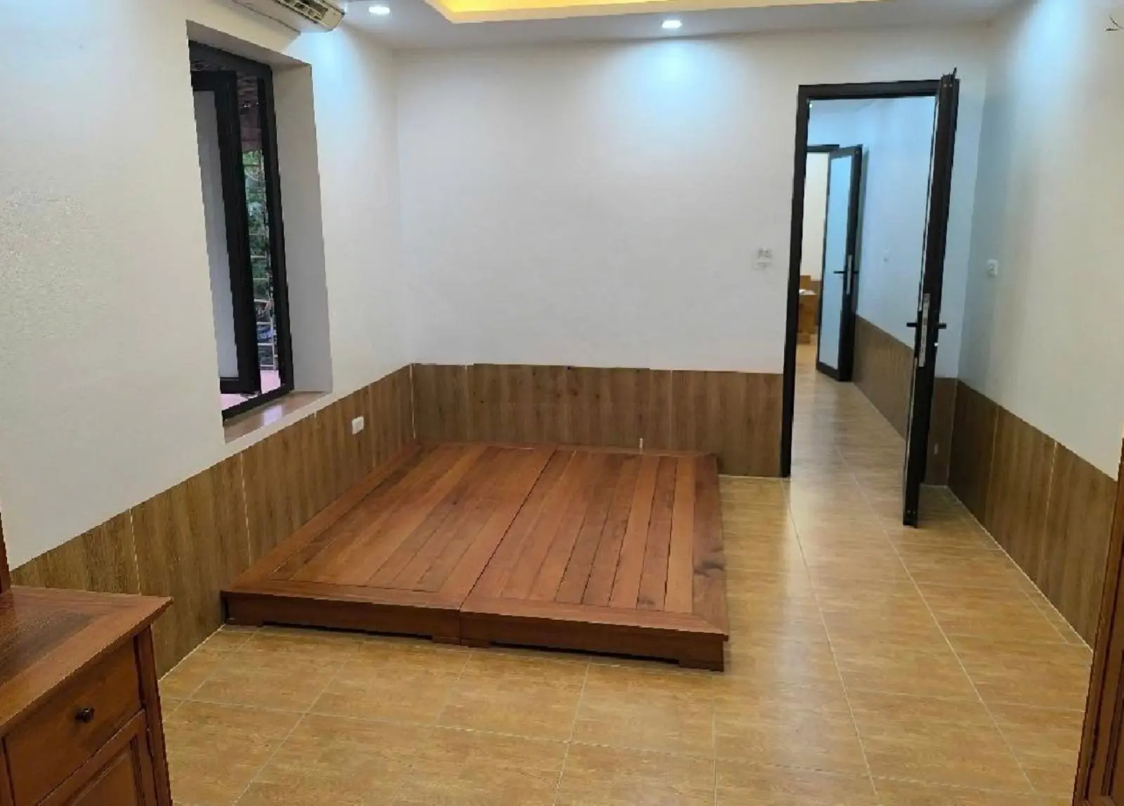 Siêu hiếm ! Căn hộ tập thể Doãn Kế Thiện, 3PN, diện tích 78m2, nhà thoáng sáng, ở ngay ,giá 3,15 tỷ