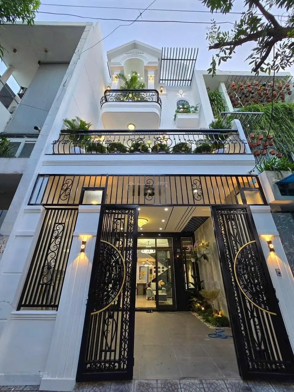 Bán Nhà Tân Cổ Điển Gần Biển Hoà Minh - Trung Tâm Quận Liên Chiểu - Đà Nẵng