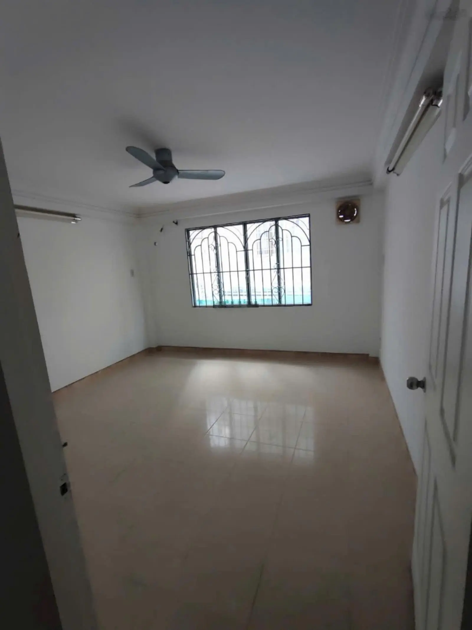 Nhà MTNB Lý Chiêu Hoàng, P.10, Quận 6 - 4x16,5 - Trệt lửng 2 lầu ST - Giá 11,5 Tỷ