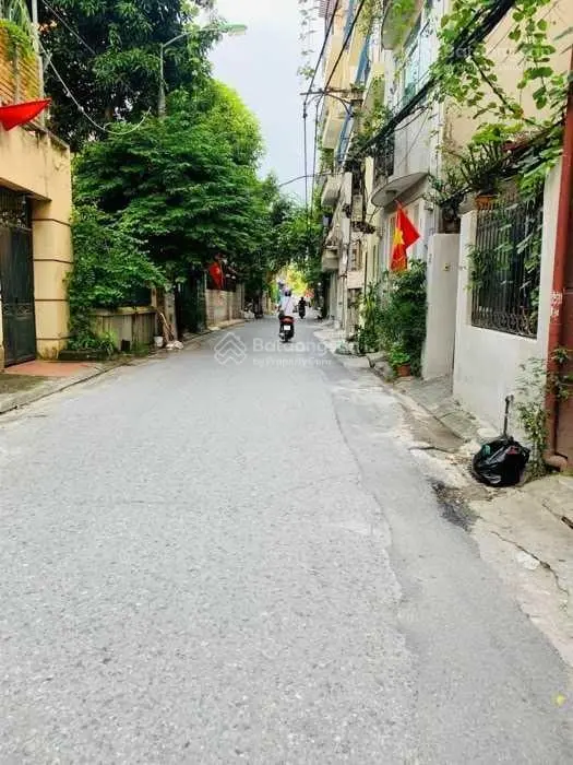 Chính chủ bán nhà ngõ 30 Ngọc Thụy, Long Biên 35m2 * 5 tầng. Chỉ có 4.8 tỷ