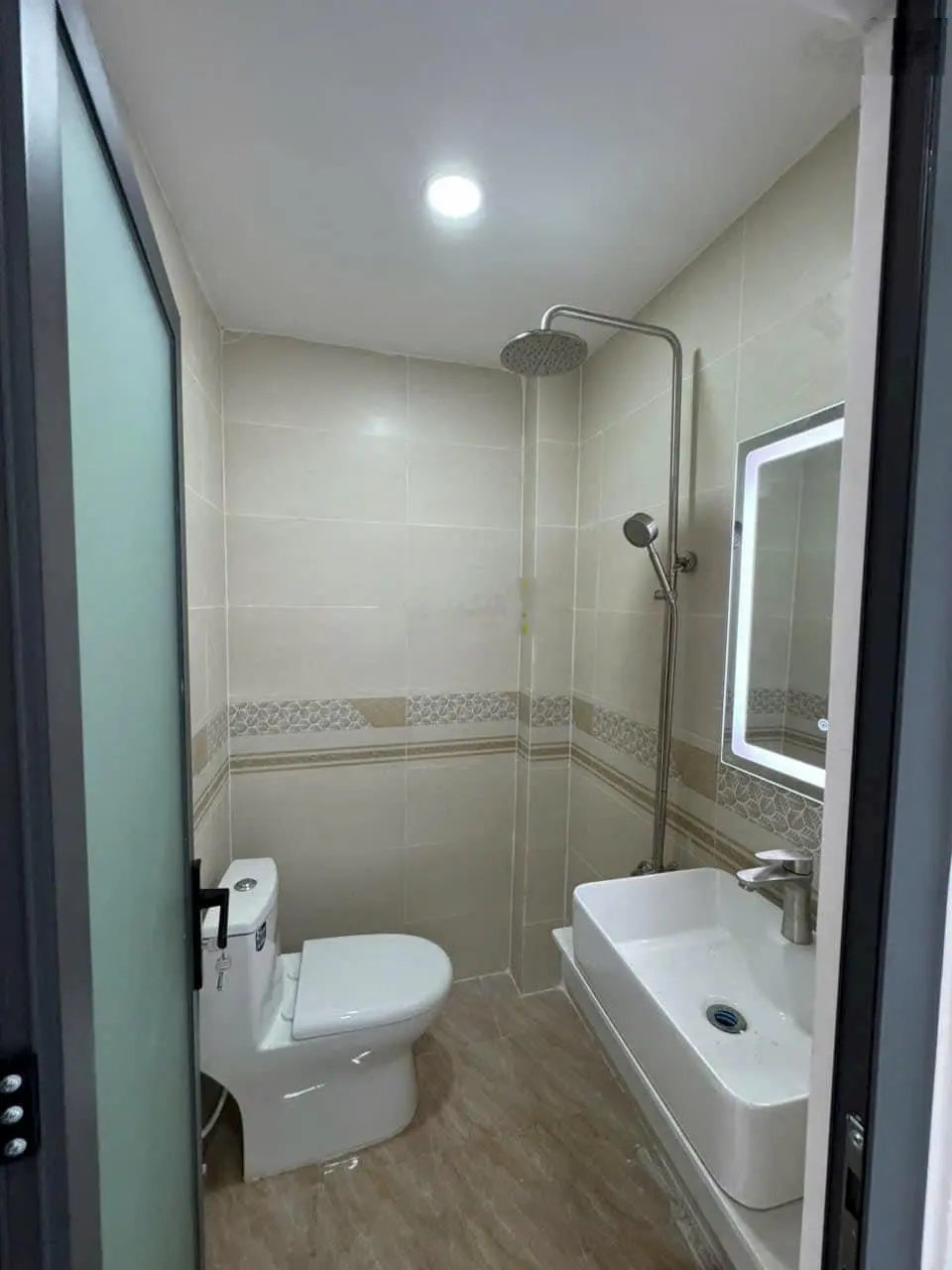 Bán nhà hẻm Nguyễn Trọng Tuyển,TB DT(50,4m2) có sổ hồng riêng - giá nhỉnh hơn 2tỷ là sở hữu nhà đẹp