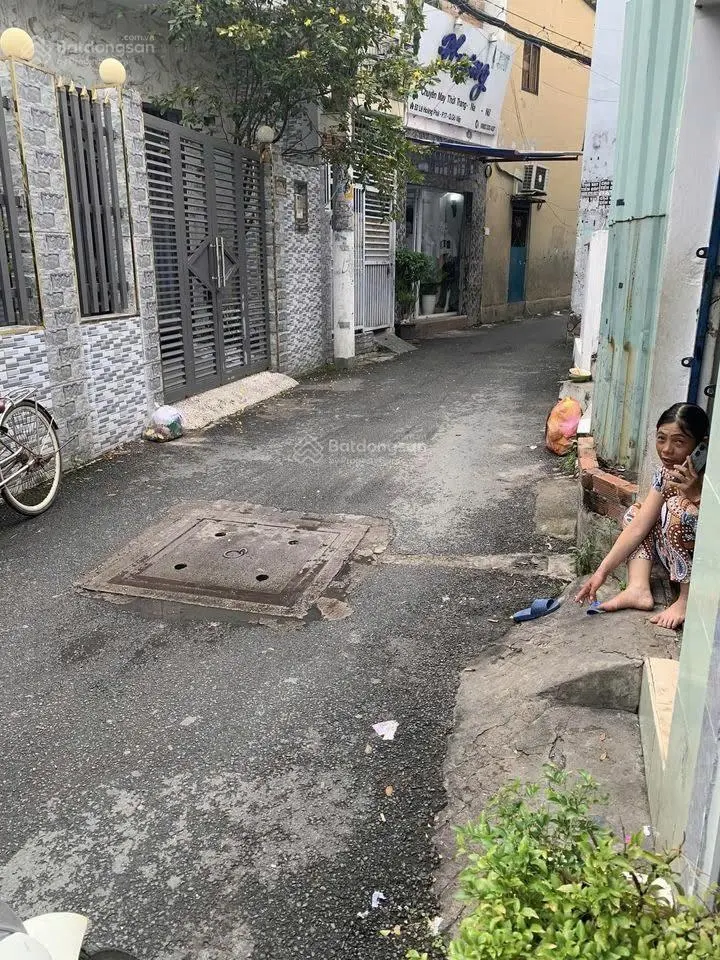 Siêu phẩm nhà hẻm 1/ đoàn nguyễn tuấn bình chánh 1 trệt 1 lầu 3pn 2wc 1ty6 thương lượng shr