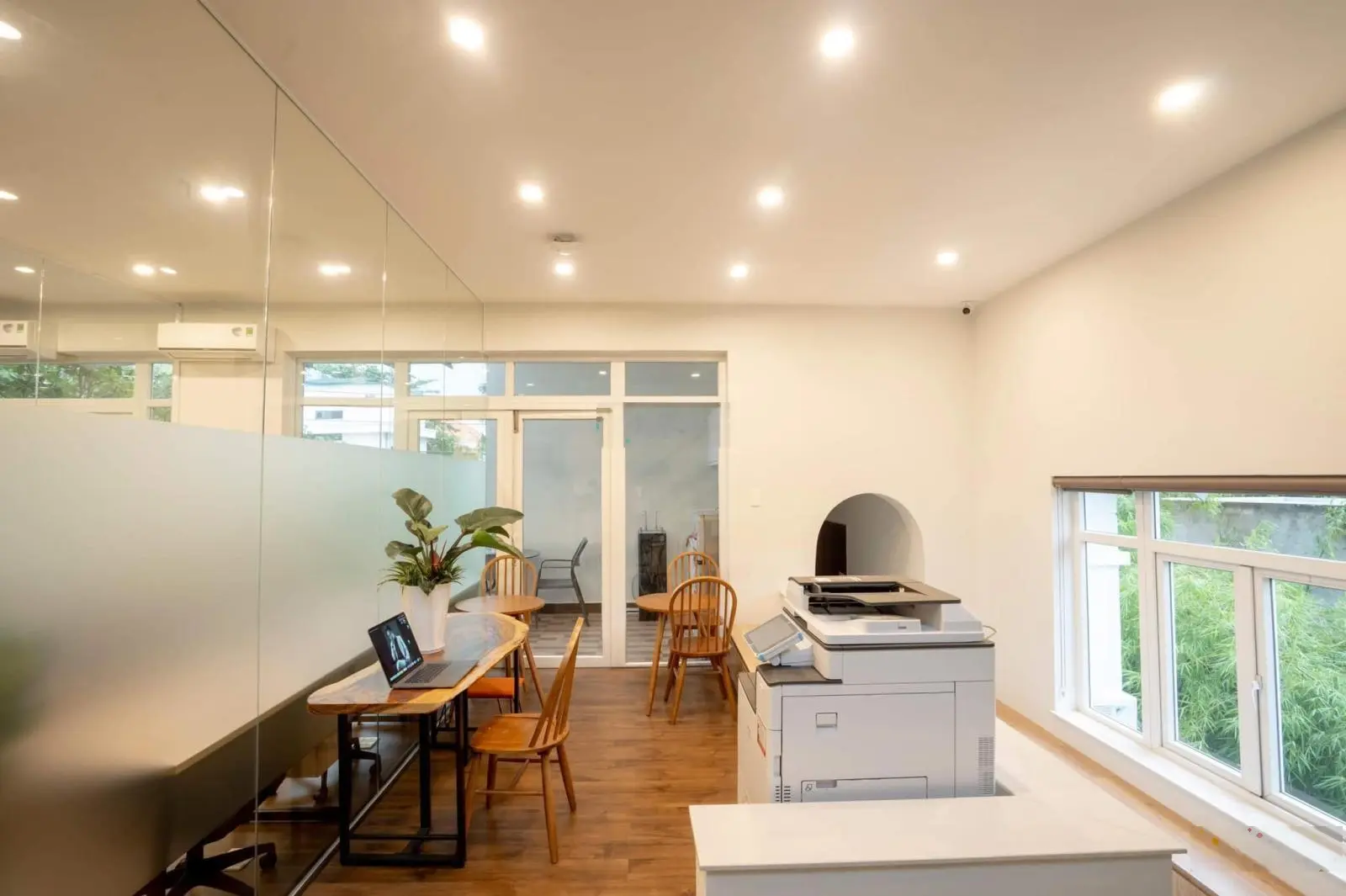 Bán office villa Thảo Điền HĐT 5500USD/TH, HBSV - 112 tỷ