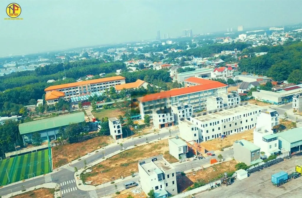 Bán lô góc 72m2, 2 mặt tiền, full thổ cư, Gần Thành Phố mới