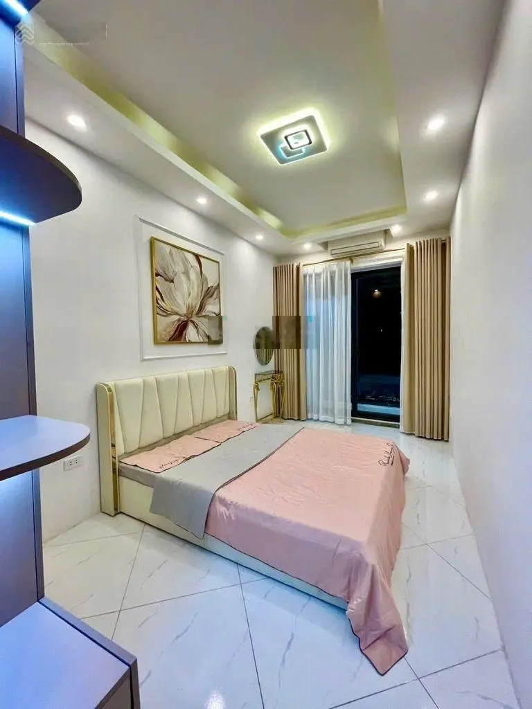 Bán nhà riêng tại Minh Khai, Hai Bà Trưng, Hà Nội giá ưu đãi 5,5 tỷ, 27m2