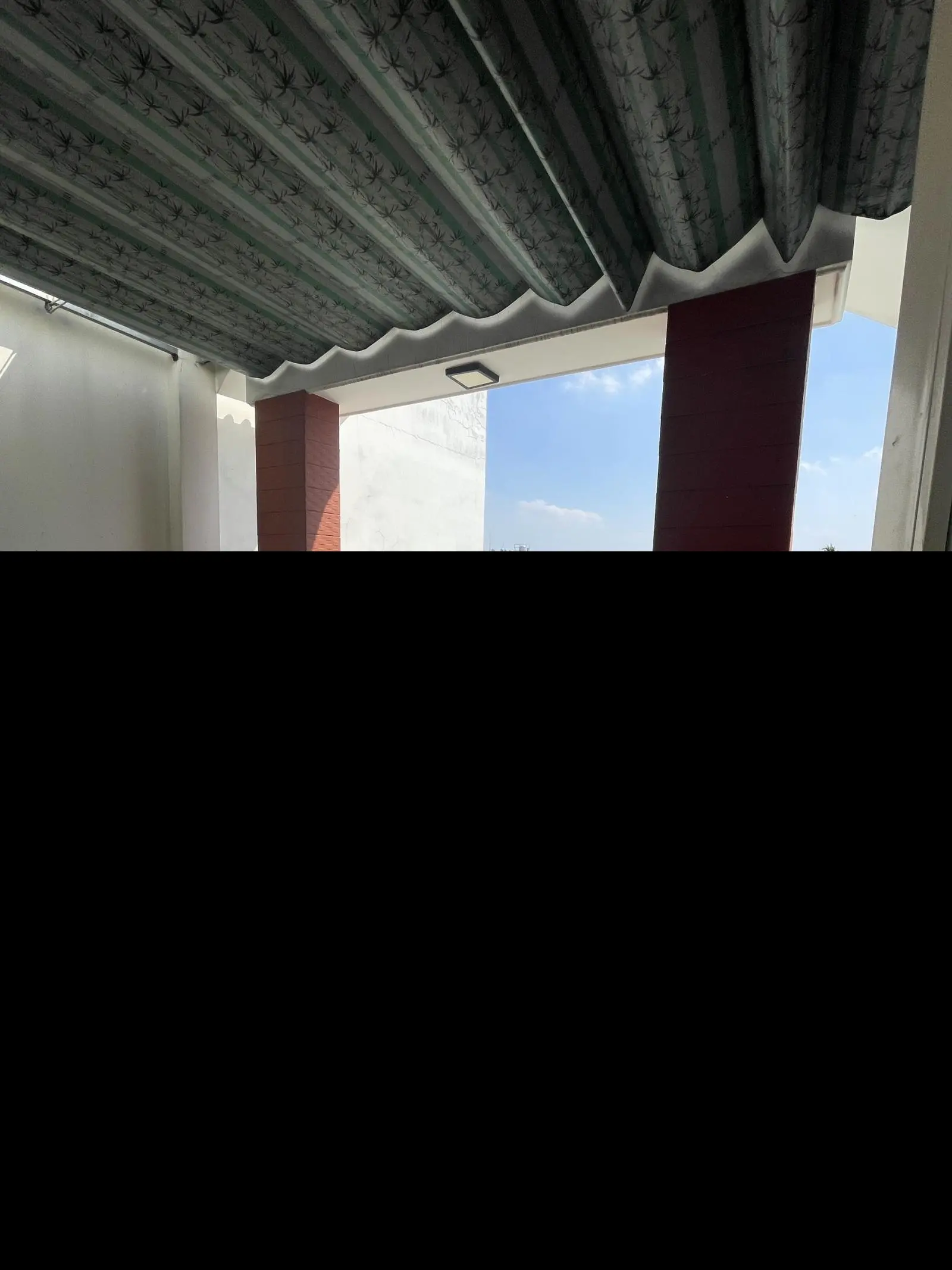 Về quê cần bán: nhà 3 tầng rộng 87m2, ngang 4.6m - hẻm ô tô ngay cầu ông dầu, khu dân cư hiện hữu.