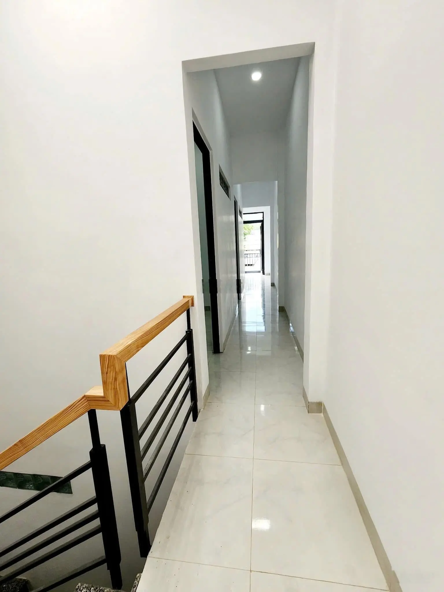 Nhà tái định cư Đất lành Vĩnh Thái đường rộng 16m nhà mới giá bán 3ty390 lh:0905.211.155